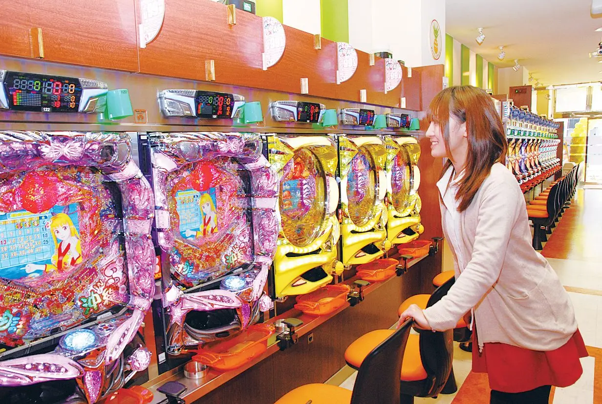 Maruhan Shinsekai facility